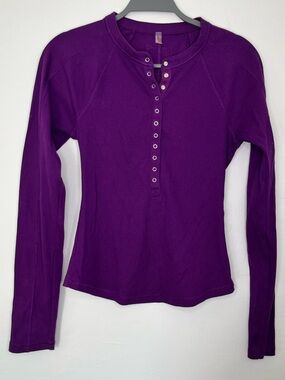 Free People Movement Purple Ribbed Henley Top Snap Front Long Sleeve